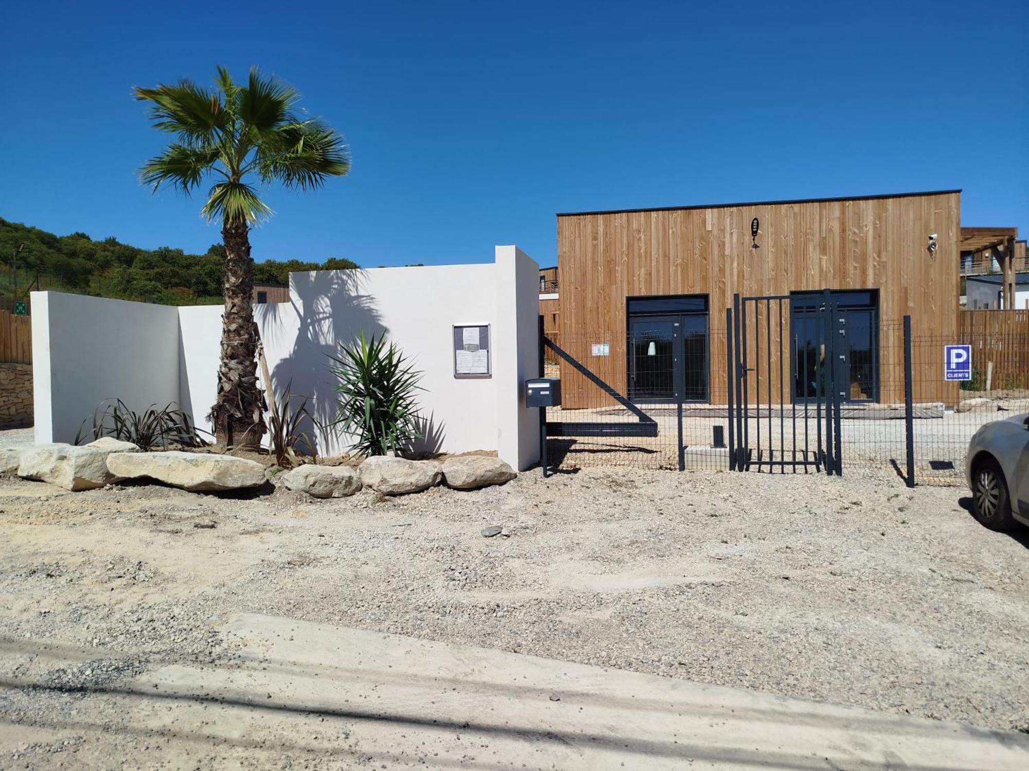 Camping Les Lodges Du Lagon Calvisson Kültér fotó