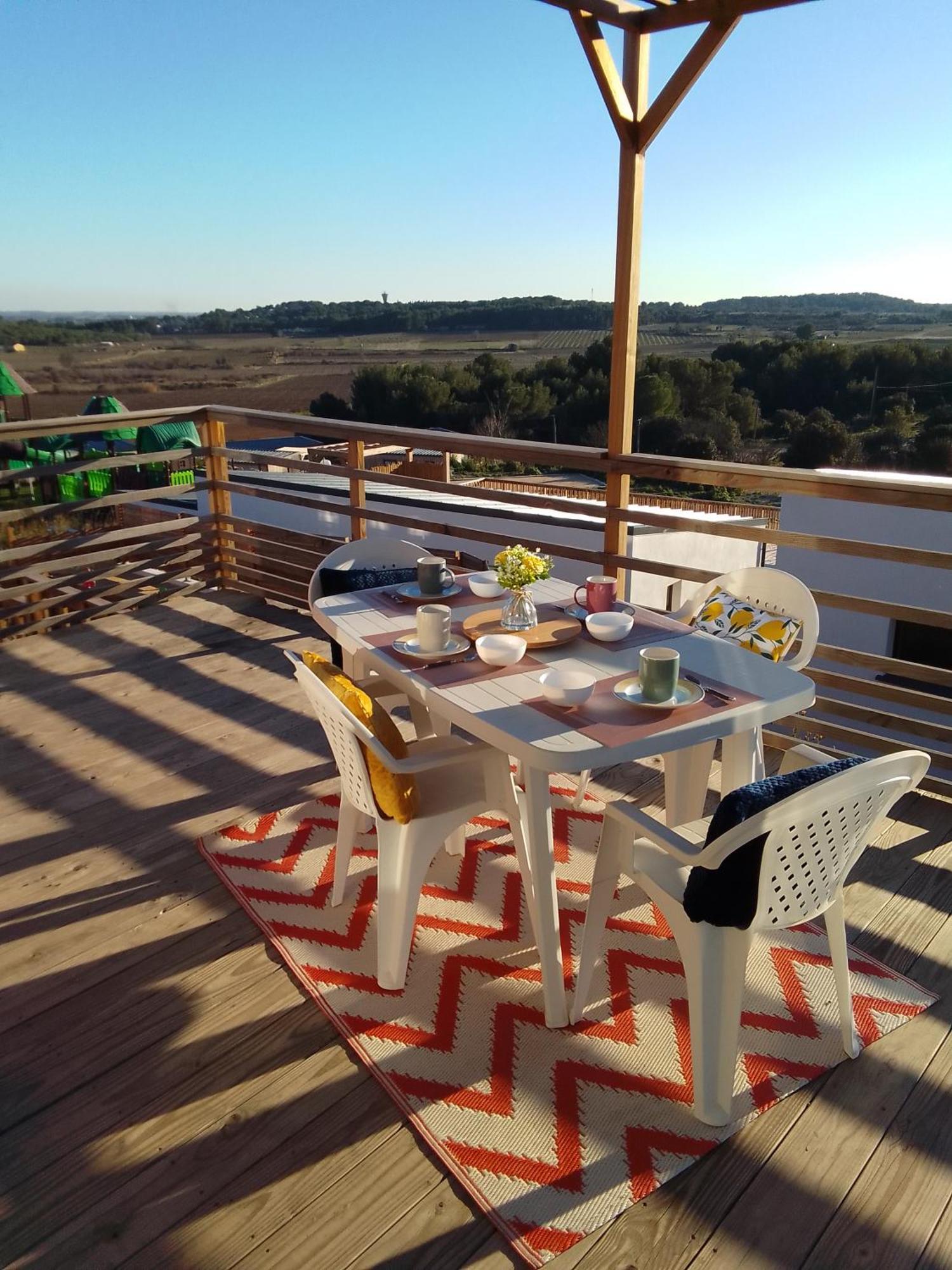 Camping Les Lodges Du Lagon Calvisson Kültér fotó