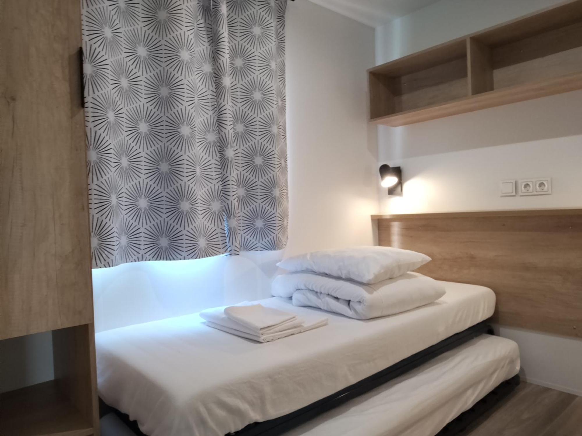 Camping Les Lodges Du Lagon Calvisson Kültér fotó