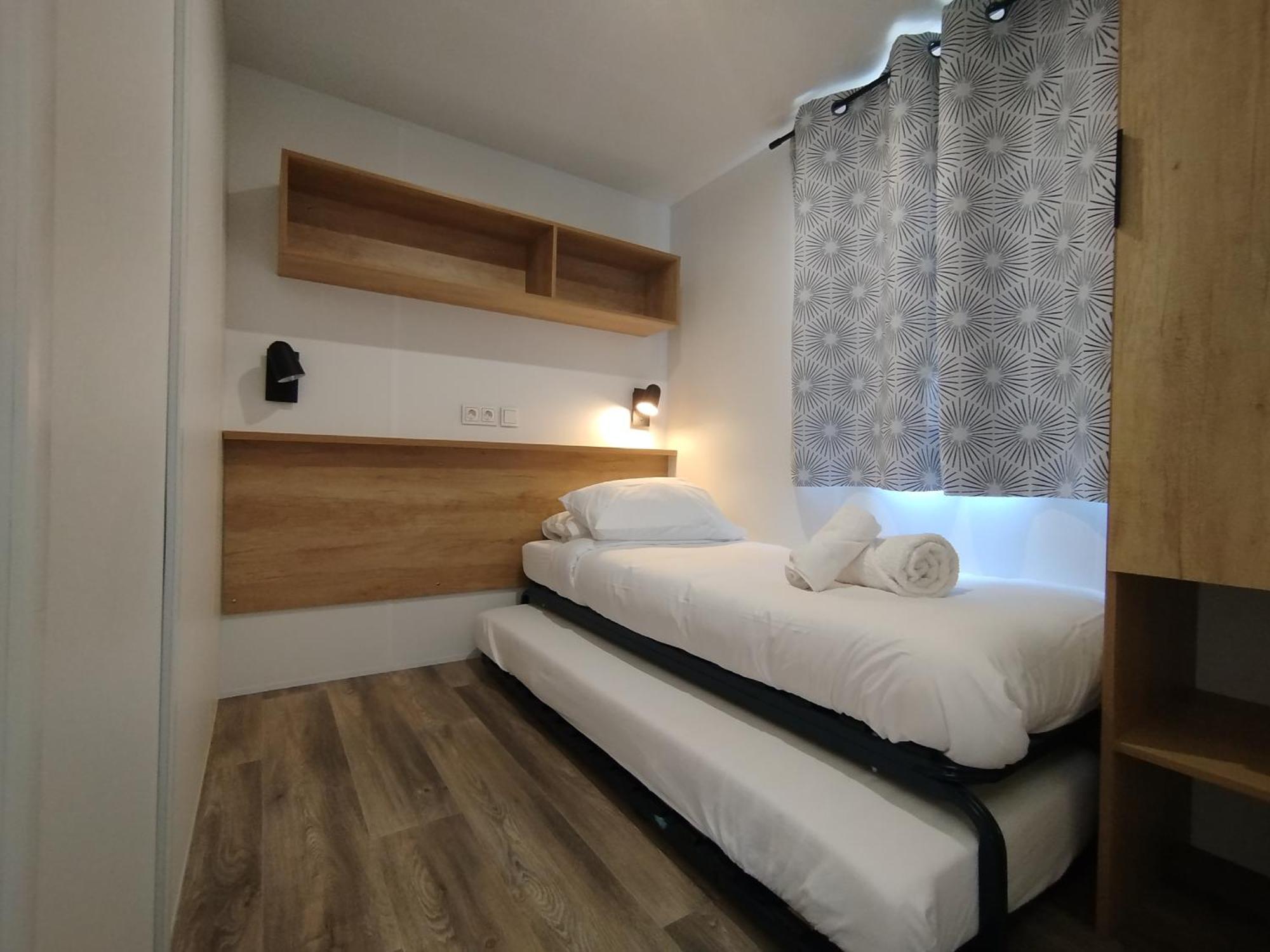 Camping Les Lodges Du Lagon Calvisson Kültér fotó
